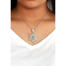 Zümrüt Taşlı Lotus Çiçeği Telkari Gümüş Kolye (506088854)