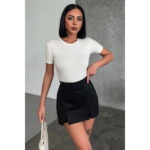 Rahat Ve Şık Kısa Kollu Bisiklet Yaka Likralı Viskon Penye Body Ekru Lisinya Çok Renkli