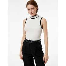 Koton Kontrast Renk Detaylı Slim Fit Dik Yaka Kolsuz Triko Bluz Krema 6sak30007ht Krema