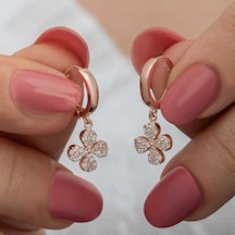 Gümüş Rose Sallantılı Yonca Kadın Küpe Gümüş