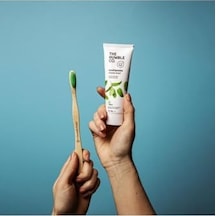 Humble Brush Soft Yetişkin Diş Fırçası Yeşil Açık Ahşap