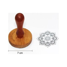 Kişiye Özel Ahşap Mühür Damga 7 Cm Çap Yuvarlak Mad7