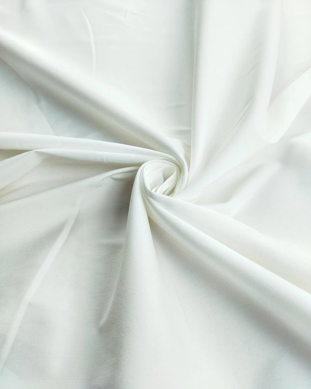 Gabardin Benzeri Dokuma İnce Tok Beyaz Renk En: 150 Cm-931 Renkli