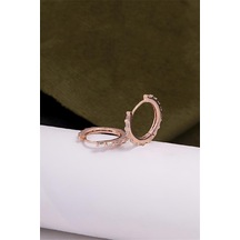 925 Ayar Gümüş Rose Renk Orta Boy Baget Taşlı Küpe -8216 925 Ayar Gümüş Rose Renk Orta Boy Baget Taşlı Küpe -8216