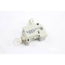 OEK 3B0959781B Bagaj Merkezi Kilit Motoru Golf IV 97-05 Passat 96-00 Ibiza 02-09 -Leon-Octavia 97 Mercedes-Bmw