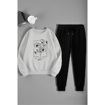 Uyguntarz Unisex Kurdele Tasarım Baskılı Bisiklet Yaka Sweatshirt 2'li Eşofman Takımı Gri Uyguntarz Unisex Kurdele Tasarım Baskılı Bisiklet Yaka Sweatshirt 2'li Eşofman Takımı Gri