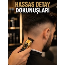 Usb Type-c Şarjlı Çok Fonksiyonlu Saç Ve Sakal Düzeltme Makinesi 1 - 2 Saat