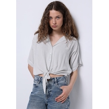 Colin's Colins Regular Fit Shirt Neck Çizgili Kadın Yeşil Kısa Kol Gömlek Cl1074646 Q1.v1 Sag Sage Çok Renkli