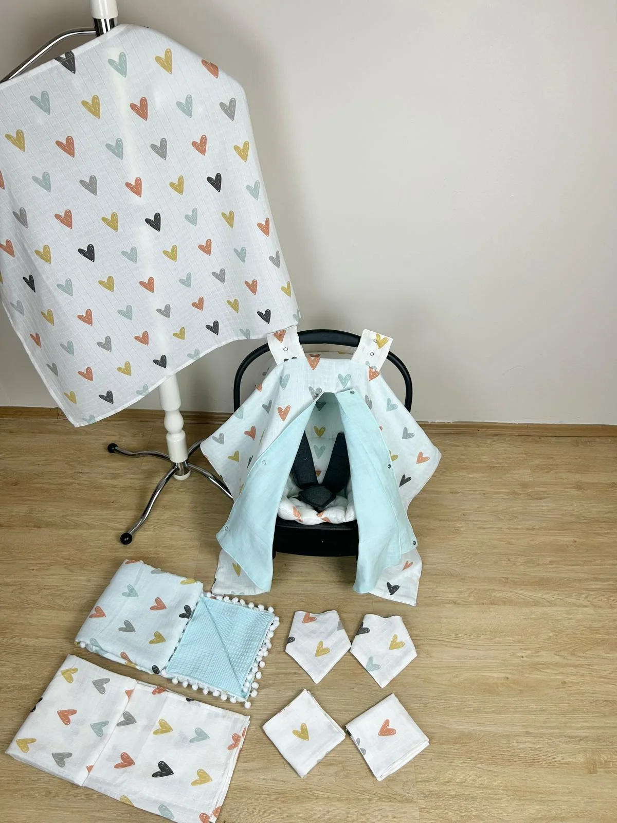 %100 Pamuk 9 Parça Çift Taraflı Muslin Set Kalp Desen