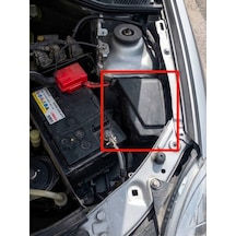Renault Clio 2 Role Kutu Kapağı,üst Role Ve Sigorların Takıldığı Kutunun Kapağı, Motor İçi Role Kutu Kapağı.2001-2012 Model Arası Uyumludur.oem:7700435378