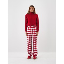 Kırmızı Formunu Koruyan Regular Fit Pantolon 201252