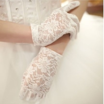 Beyaz Renk Kısa Dantelli Eldiven Tüm Yaşlar