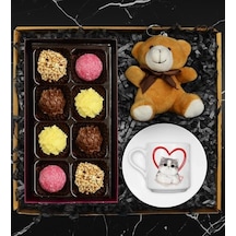 Sevgililer Gününe Özel Tasarım Kedili Fincan & Truffle Çikolata Kutusu & Peluş Ayıcık Hediye Seti
