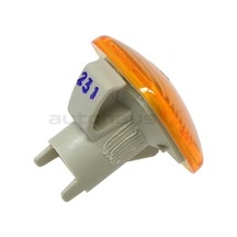 Audi A3 - A4 1991 Yılında Çıkan Kasa Çamurluk Sinyali Sarı Oem No:4d0949127b