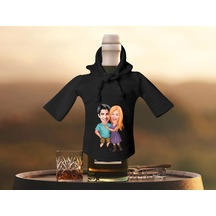 Bk Gift Kişiye Özel Sevgililer Karikatürlü Mini Siyah İçki Şişesi Tişörtü , Ev Bar Dekoru, Viski, Şarap, Votka, Rakı Şişesi Tişörtü, Ev Barı-29