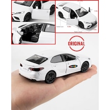 Uzak Doğu Serisi Toyota Camry Beyaz Açılır Kapılar Diecast Çek Bırak Metal Model Araba 11 Cm 1:32