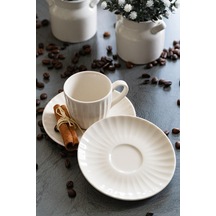 Karizma 4 Parça 2 Kişilik Porselen Kahve Fincan Takımı Desenli