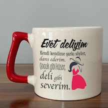 Evet Deliyim Baskılı Kadınlar Günü Kırmızı Kulplu D Kupa