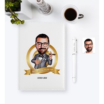 Kişiye Özel Yılın En İyi Patronu Karikatürlü 2021 Ajanda Kalem Se N11.546 Beyaz