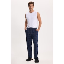 Tudors Erkek Standart Fit Normal Kesim Pamuklu Kareli Beli Bağcıklı Cepli Lacivert Pijama Altı-51259