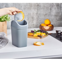 Periboia Döner Kapaklı Mini Çöp Kovası 2.5 Lt Çok Renkli