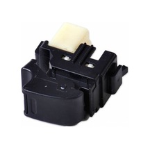 Toyota Uyumlu Yaris Sağ Ön Tekli Cam Düğmesi 1999--2005