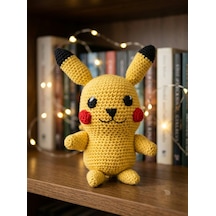 Pokemon Pikachu Amigurumi Örgü Oyuncak - Anime Hediyelik Figür 20 Cm