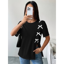 Uyguntarz Unisex Beyaz Fiyonk Süslemeli Yırtmaç Detaylı Siyah Pamuklu Tişört Baskılı Tasarım Tshirt