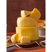 Taze Kars Kaşar Peyniri Şirden Mayalı 1 Kg