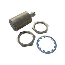 E2b-m30ks15-m1-b1 İndüktif Sensör