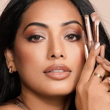 Real Technıques Yeni Nudes Daily Swipe Göz Seti, Göz Farı, Liner, Brows, Makyaj Bant, Doğal Veya Dumanlı Makyaj Görünümü İçin, Sentetik Parıltılar, Zulüm İçermeyen Ve Vegan, 7 Parça Set