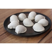 Çilek Çikolata Dolgulu Midye Sütlü Hediyelik Çikolata 250 Gr