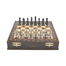 Gifthome Premium Black Metal Klasik Satranç Takımı Ve El İmali Masif Ahşap Sandıklı Ceviz Tahtası 38x38x6 Cm.