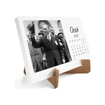 Atatürk Fotoğraflı 2027 Masa Takvimi Kraft Yatay Form