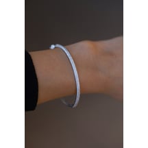 Yenigün Kuyumculuk 14 Ayar Altın Beyaz Yarım Tur Taşlı Kelepçe Kp26992 Sarı Altın
