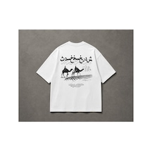 Yolo Street Arapça Yazı Çöl Deve Baskılı Sırt Baskı Oversize Beyaz %100 Pamuk Unisex Tişört Vintage Desert Streetwear Beyaz