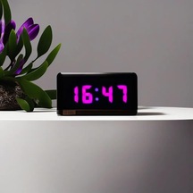 Tr Dijital Led Duvar Ve Masa Saati Ve Derece - Mor Kasa Ölçüleri: 7x17 Cm Diğer