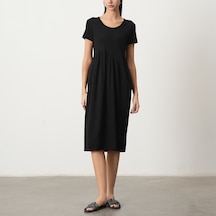 Örme Kısa Kollu Yuvarlak Yaka Düzensiz Dikiş Midi Etek Siyah