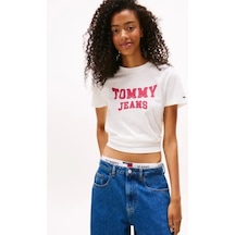 Tommy Jeans Tjw Normal Kesim Kolej Stili Kadın T-shirt Dw0dw21966ybl Beyaz