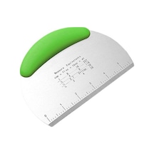 Yeşil Hamur Kesici Paslanmaz Çelik Tezgah Kazıyıcı Çift Ölçekli Tasarım Kaymaz Sap Ev İçin Hamur Kesici Alet