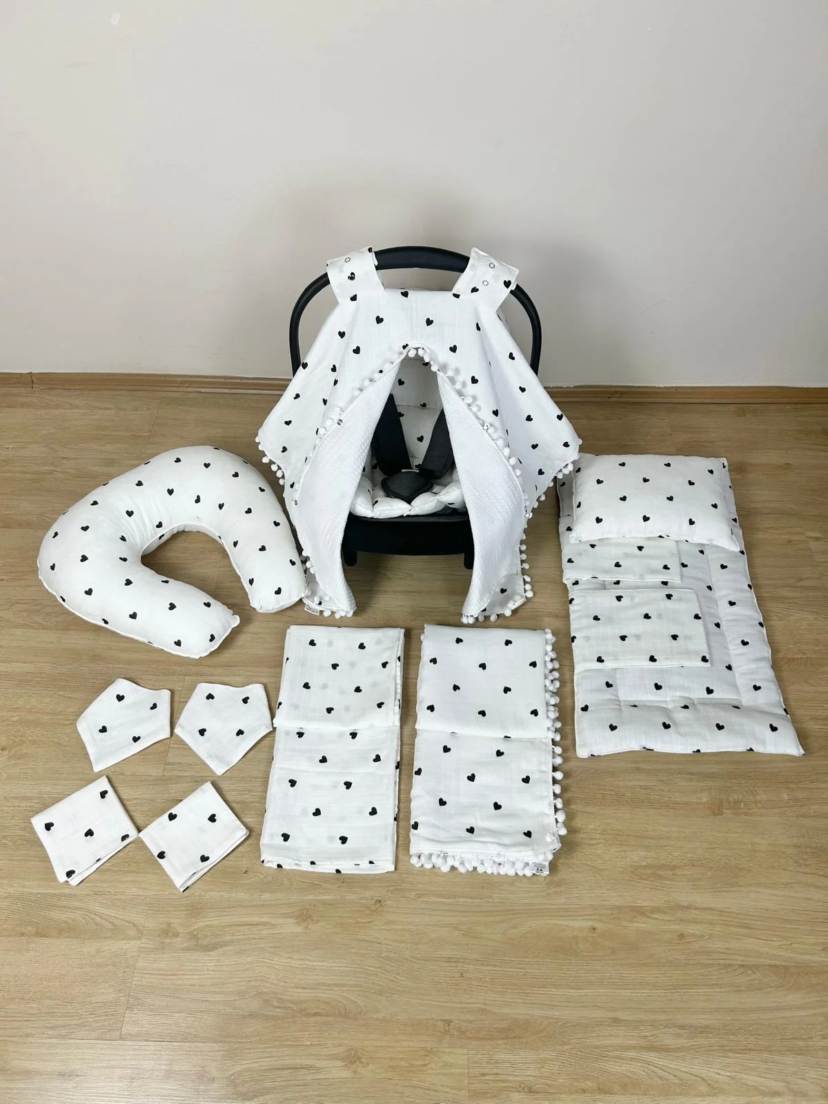 % 100 Pamuk 11 Parça Çift Taraflı Muslin Set Siyah Kalp