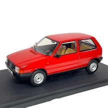 1:24 Whitebox 1983 Fiat Uno