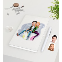 Kişiye Özel Sevgililer Karikatürlü Beyaz Defter Kalem Seti-35