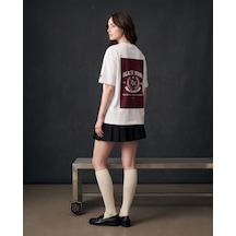 Black Nova Oversize Baskılı Unisex Tişört Crest Club Beyaz