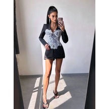 Siyah