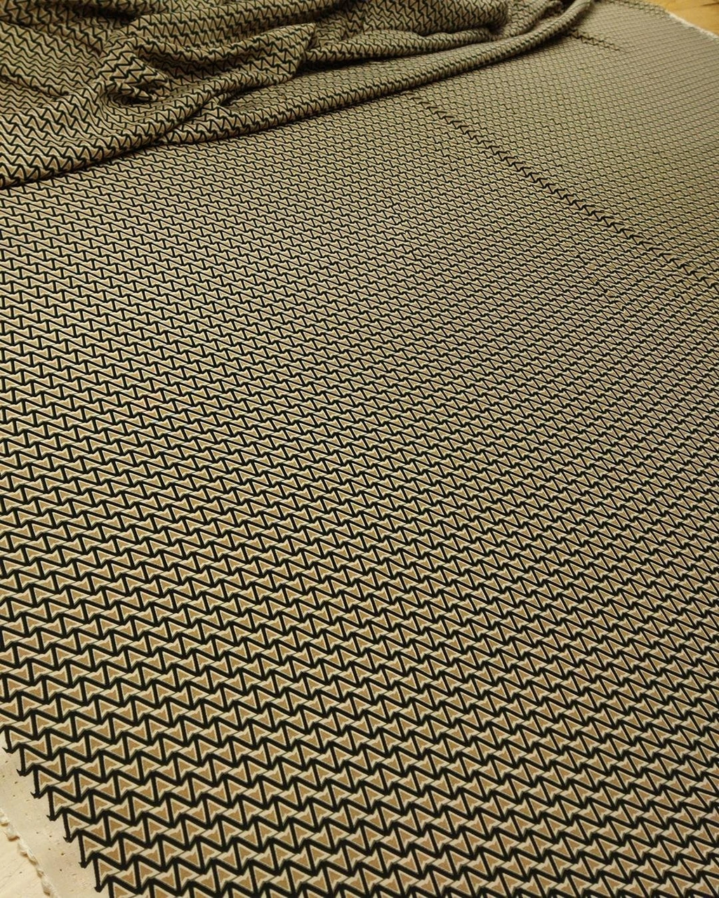 Floş Viskon Geometrik Desen Kahve Siyah Ekru Renklerde En: 145 Cm-987 Renkli