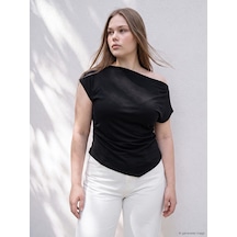 Lcwaıkıkı Curve Siyah Kayık Yaka Büyük Beden Büzgülü Bluz
