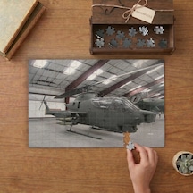 Askeri Helikopter Fabrikası Tasarımı 240 Parça Ahşap Puzzle Ahşap Kutuda Mpy20435