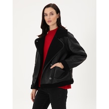 Siyah