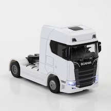 Metaş 1:50 Ölçek Metal Sesli Ve Işıklı Tır Kafası Beyaz